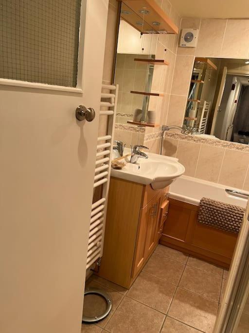 Harbourside 2 Bed Apartment, Barmouth Bridge Views Eksteriør billede
